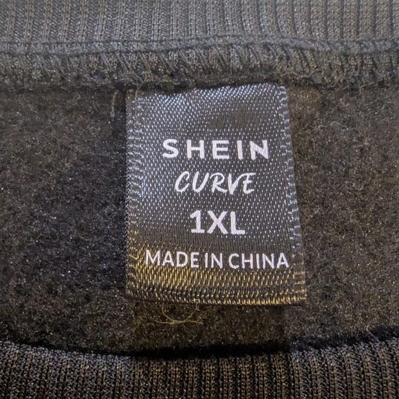 SHEIN Curve Holiday/Christmas Gnome Black Pullover Sweatshirt, Size 1XL - Picture 6 of 10